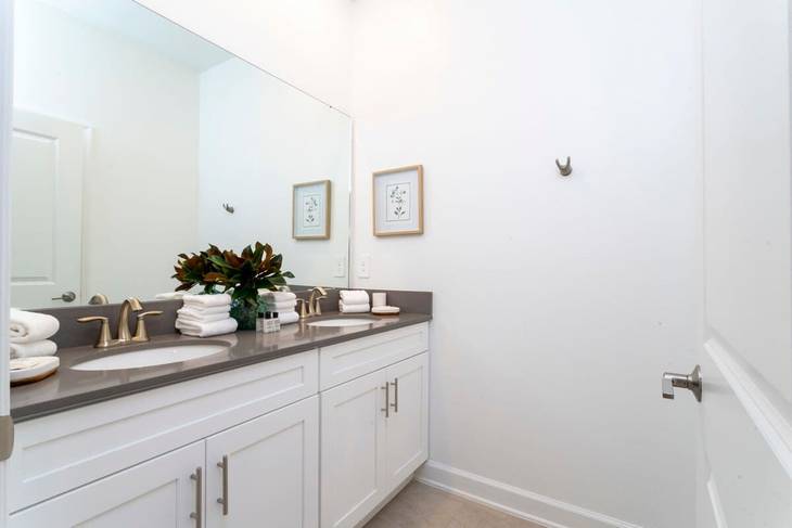 Casa de 5 dormitorios en Storey Lake – foto 12