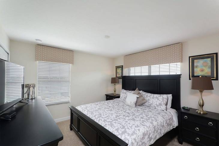 Casa de 5 dormitorios en Storey Lake – foto 9