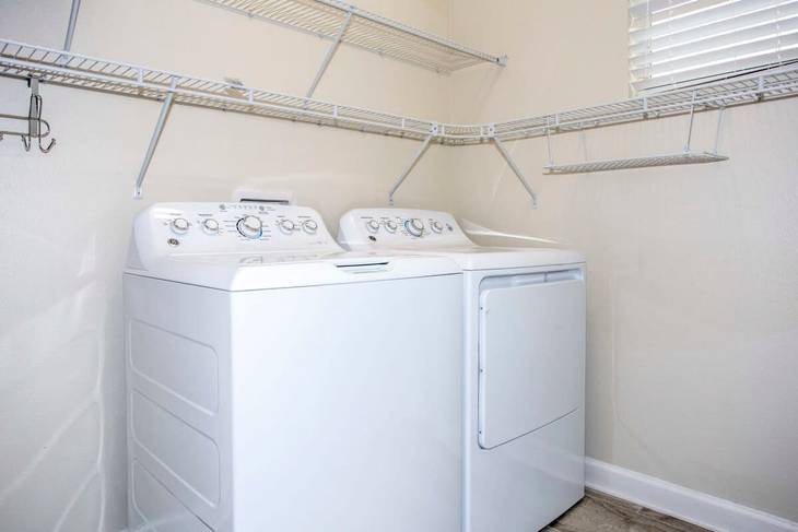 Casa de 6 dormitorios en Storey Lake – foto 21