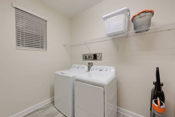 Casa de 6 dormitorios en Storey Lake – foto 35