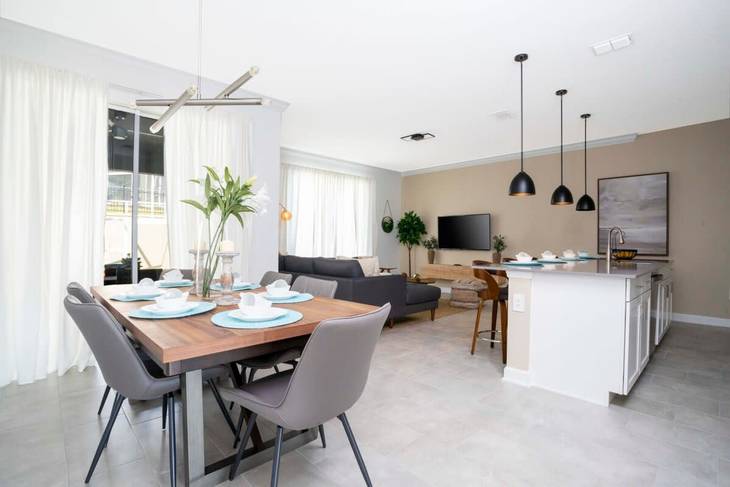 Casa de 4 dormitorios en Champions Gate – foto 4