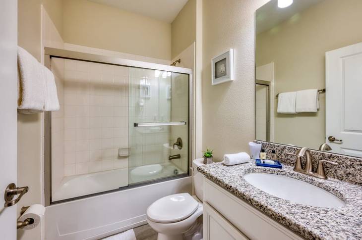 Casa de 6 dormitorios en Storey Lake – foto 6