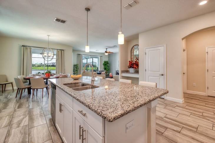 Casa de 6 dormitorios en Storey Lake – foto 10