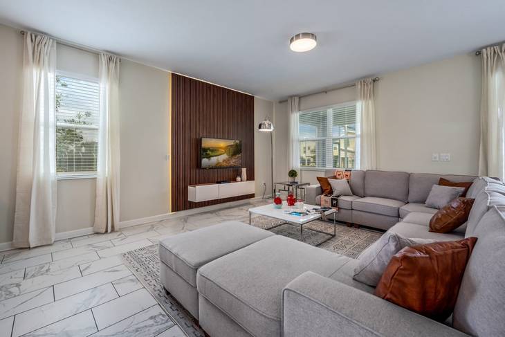 Casa de 8 dormitorios en Champions Gate – foto 2