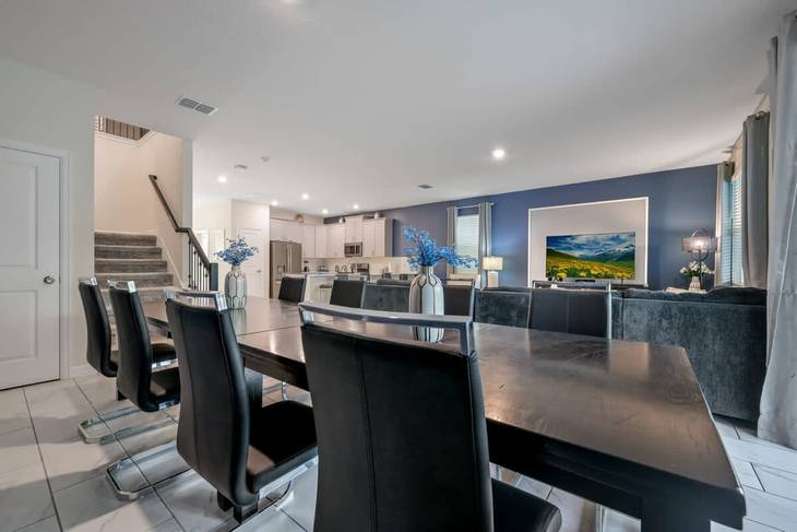 Casa de 9 dormitorios en Storey Lake – foto 11