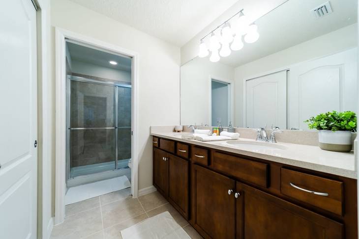 Casa de 5 dormitorios en Windsor Westside – foto 30