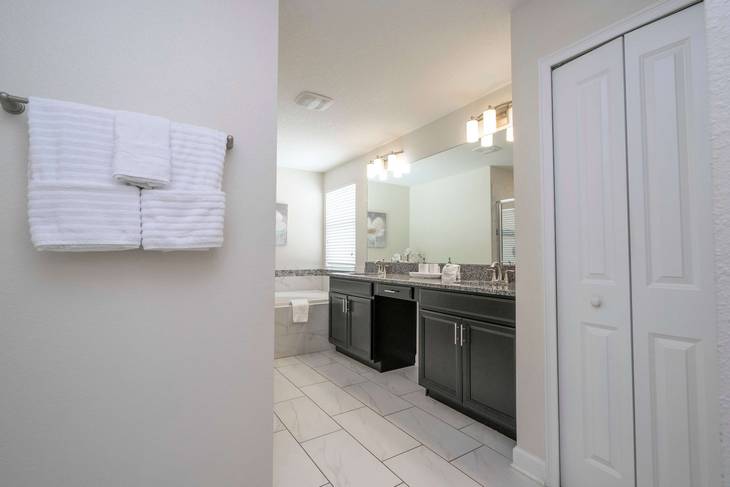 Casa de 6 dormitorios en Storey Lake – foto 51