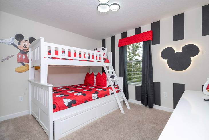 Casa de 6 dormitorios en Storey Lake – foto 3