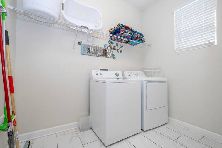 Casa de 6 dormitorios en Storey Lake – foto 63