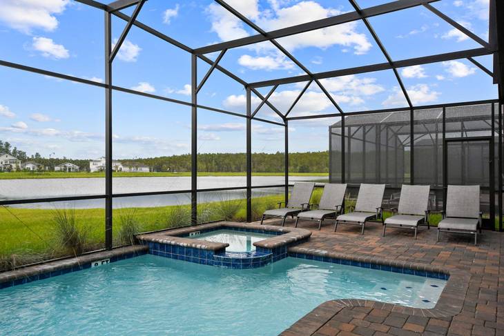 Casa de 9 dormitorios en Storey Lake – foto 2
