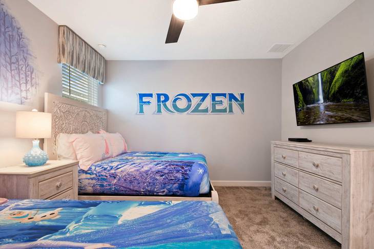 Casa de 9 dormitorios en Storey Lake – foto 29