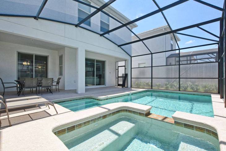Casa de 6 dormitorios en Storey Lake – foto 3