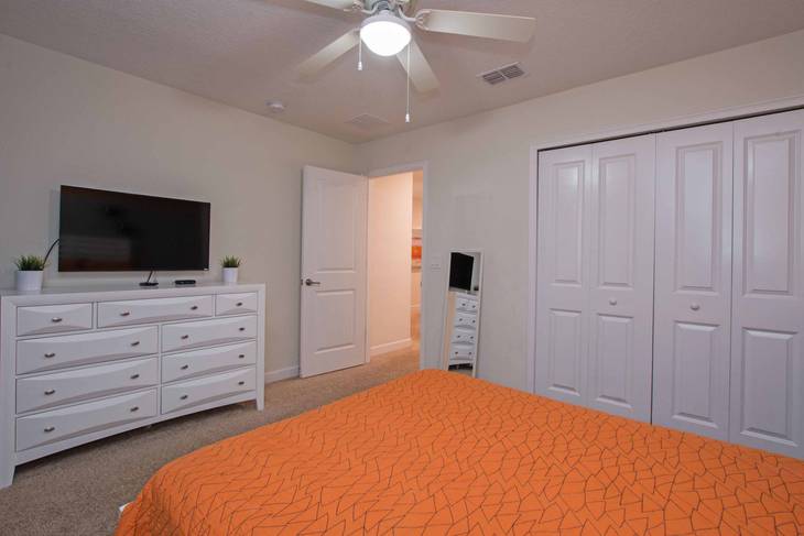 Casa de 6 dormitorios en Storey Lake – foto 27