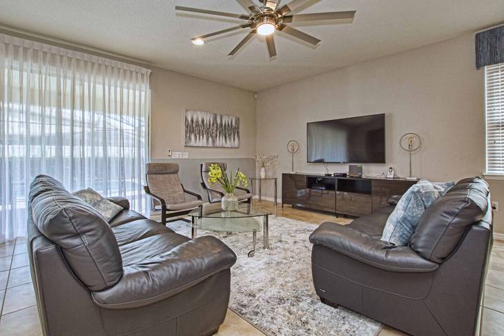 Casa de 8 dormitorios en Windsor Westside – foto 20