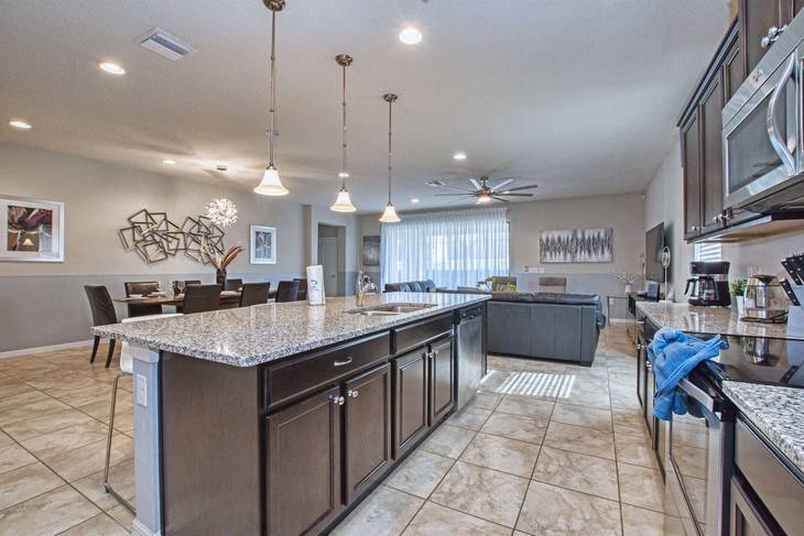 Casa de 8 dormitorios en Windsor Westside – foto 17