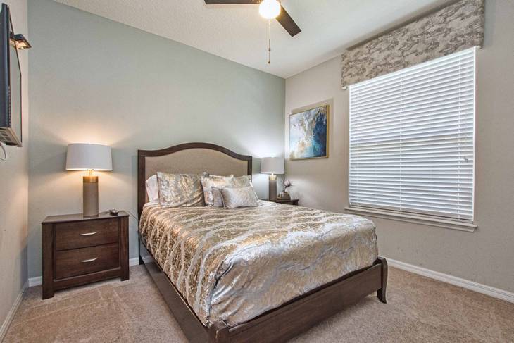 Casa de 8 dormitorios en Windsor Westside – foto 8