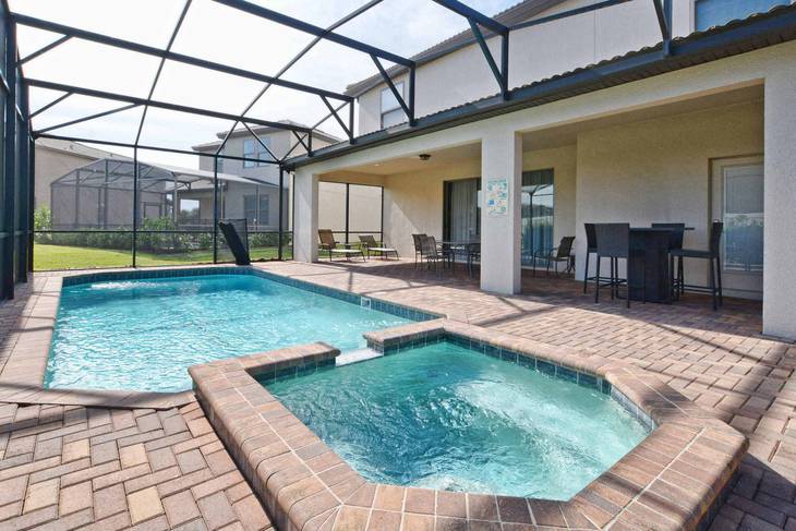 Casa de 8 dormitorios en Windsor Westside – foto 3