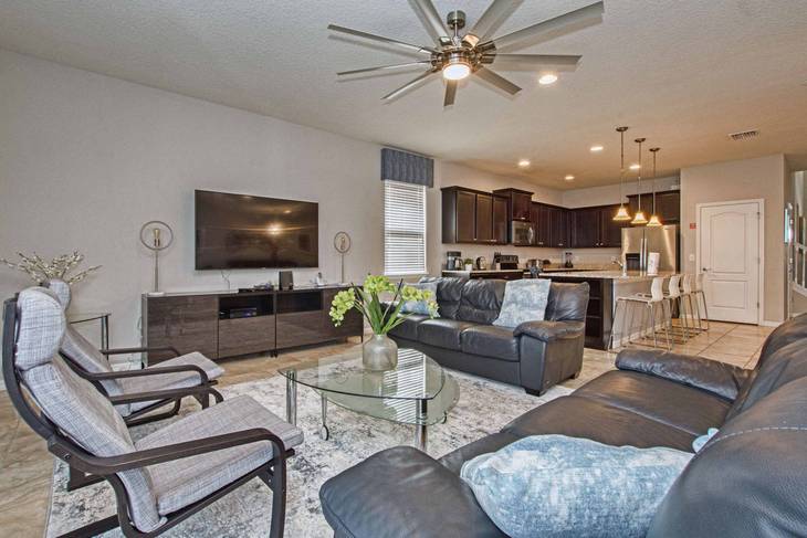 Casa de 8 dormitorios en Windsor Westside – foto 22