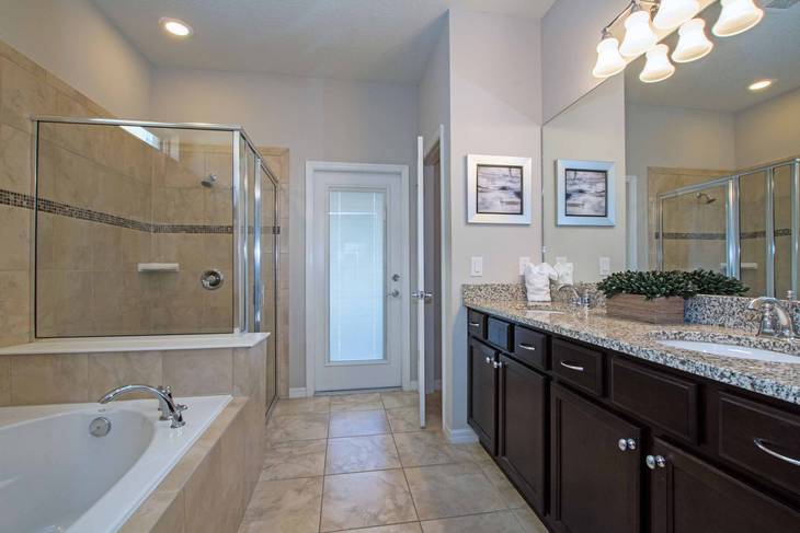 Casa de 8 dormitorios en Windsor Westside – foto 29