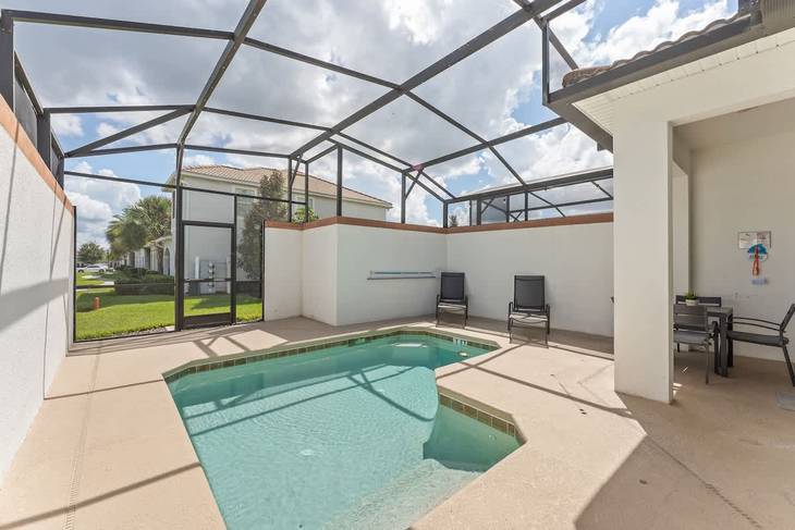 Casa de 5 dormitorios en Storey Lake – foto 3