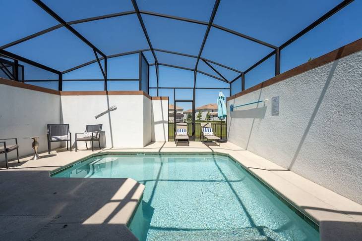 Casa de 5 dormitorios en Storey Lake – foto 2