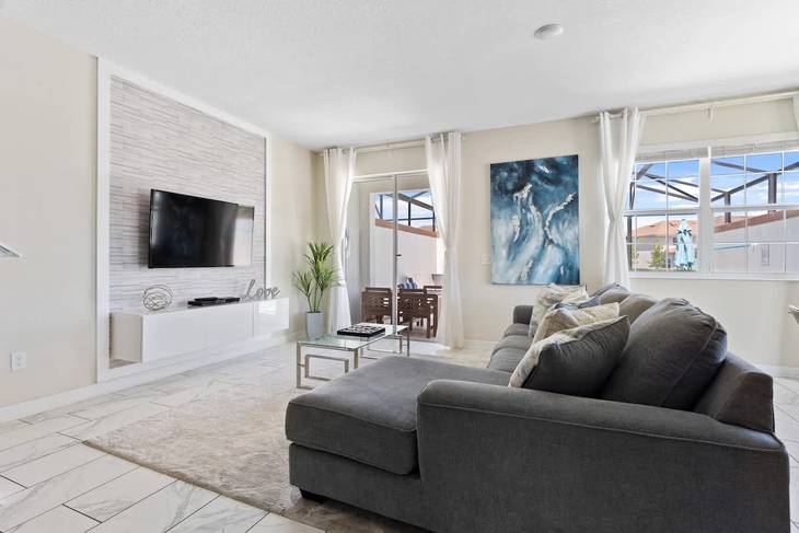 Casa de 5 dormitorios en Storey Lake – foto 3