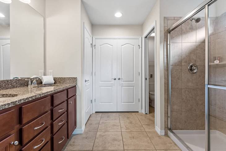 Casa de 5 dormitorios en Windsor Westside – foto 32