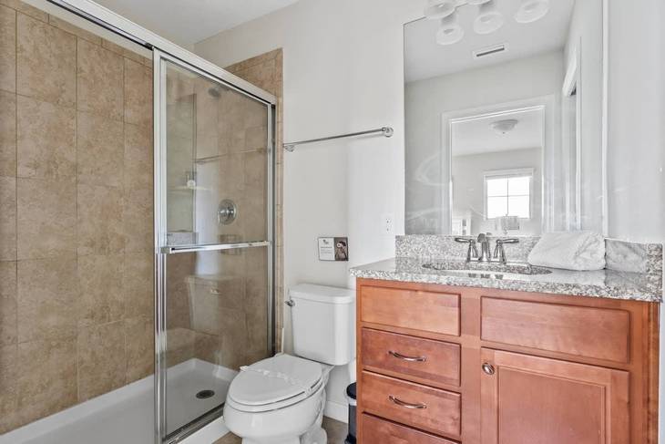 Casa de 5 dormitorios en Windsor Westside – foto 24