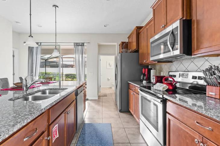 Casa de 5 dormitorios en Windsor Westside – foto 7