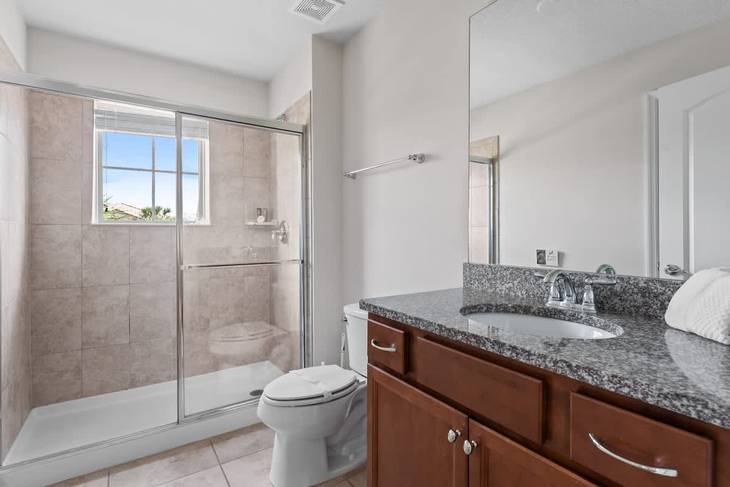 Casa de 5 dormitorios en Windsor Westside – foto 35