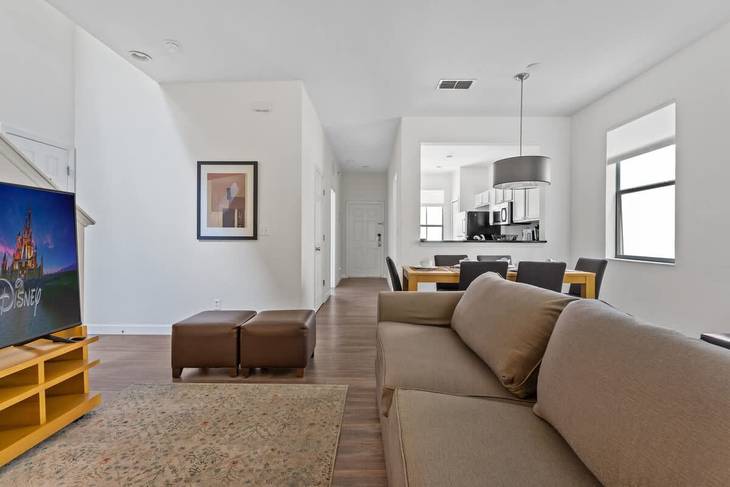 Casa de 4 dormitorios en Regal Oaks – foto 8