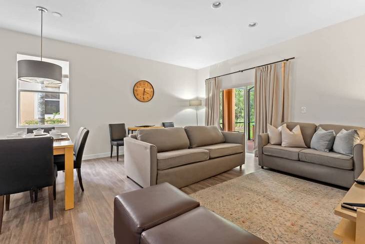 Casa de 4 dormitorios en Regal Oaks – foto 7