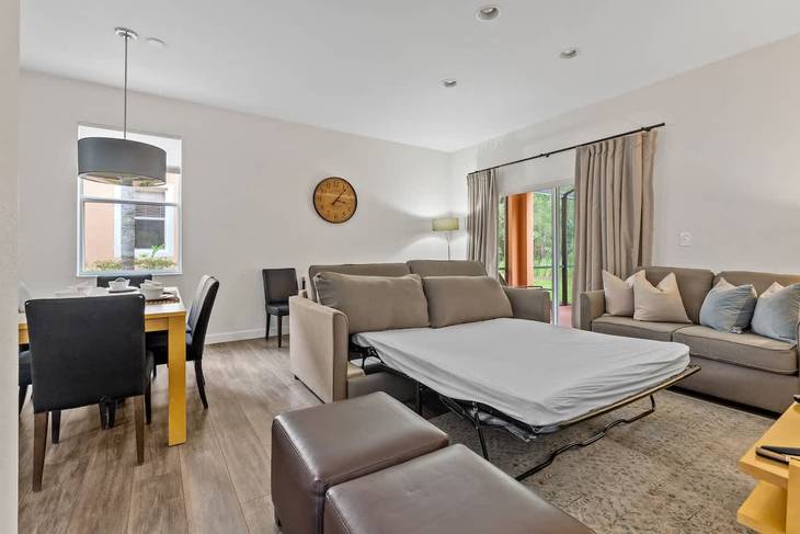 Casa de 4 dormitorios en Regal Oaks – foto 9