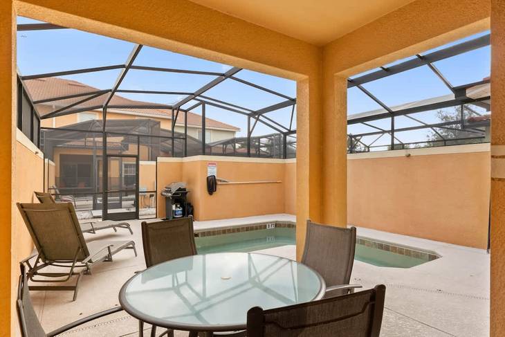 Casa de 4 dormitorios en Paradise Palms – foto 17