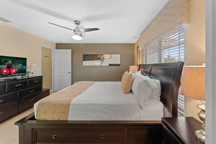 Casa de 4 dormitorios en Paradise Palms – foto 19