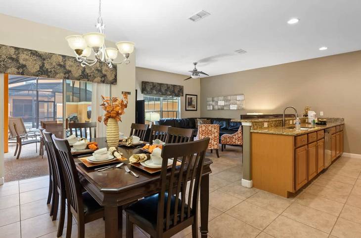 Casa de 4 dormitorios en Paradise Palms – foto 10