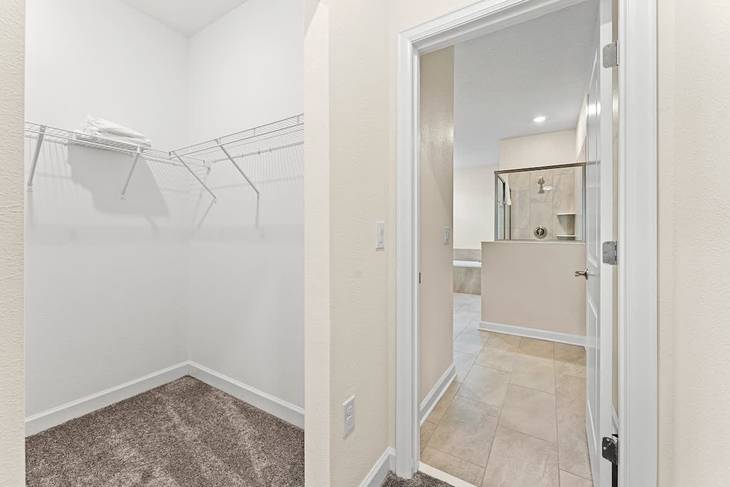 Casa de 6 dormitorios en Storey Lake – foto 45