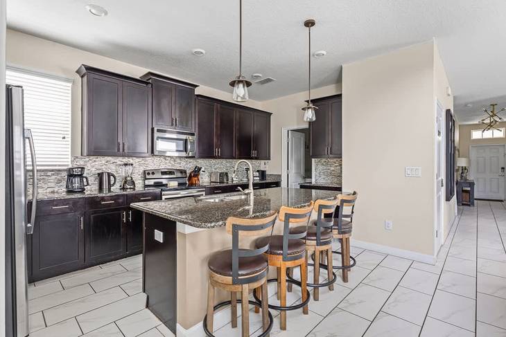 Casa de 5 dormitorios en Storey Lake – foto 12