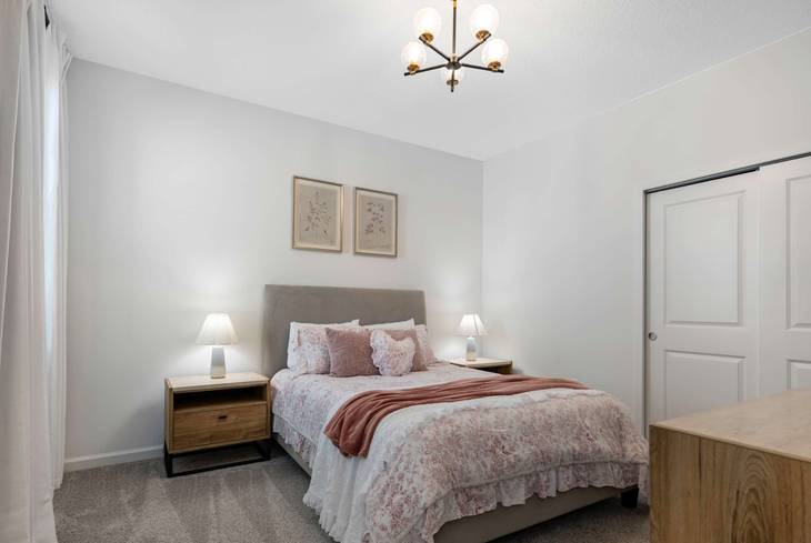 Casa de 9 dormitorios en Solara – foto 26