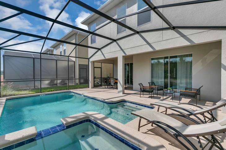 Casa de 6 dormitorios en Storey Lake – foto 3