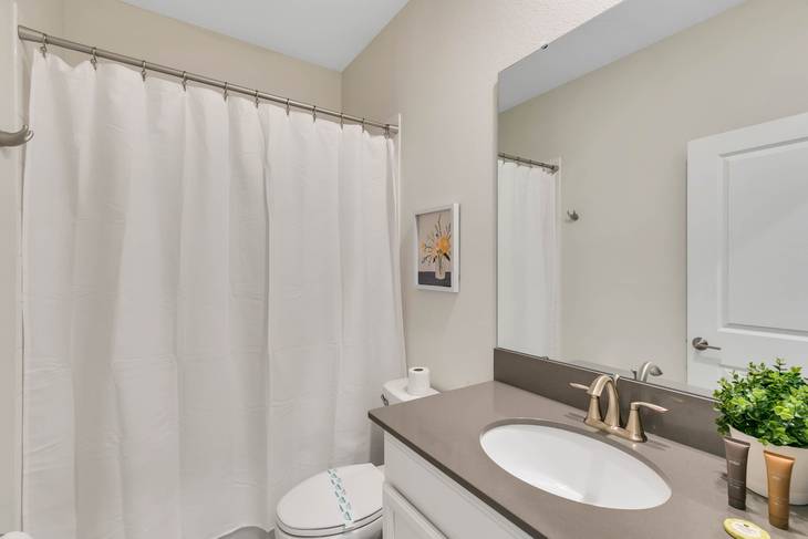 Casa de 6 dormitorios en Storey Lake – foto 32