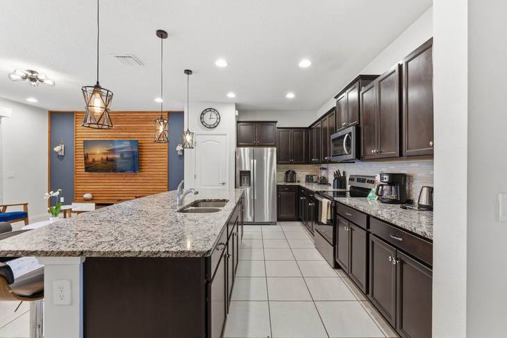 Casa de 5 dormitorios en Windsor Westside – foto 13